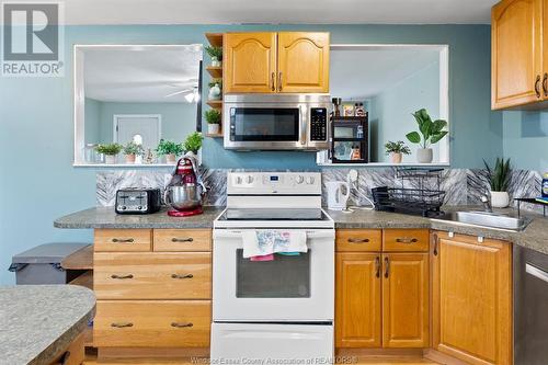 525 Highway 77, Leamington, ON - Indoor Photo Showing Kitchen