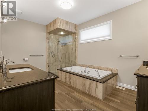 581 Ross Beach Road, Lakeshore, ON - Indoor Photo Showing Bathroom