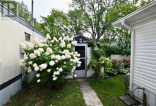 1940 London Line Unit# 4, Sarnia, ON - Outdoor With Exterior