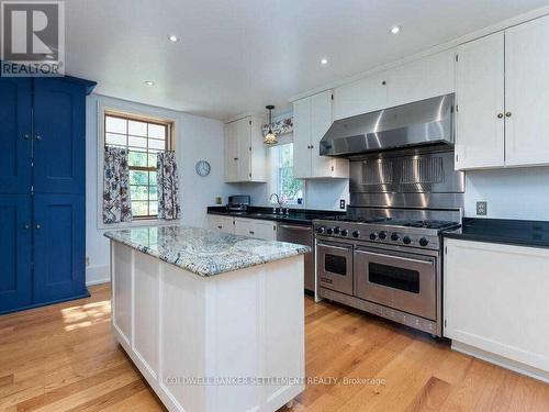 212 Franks Road, Rideau Lakes, ON - Indoor Photo Showing Kitchen