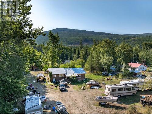 8927 River Avenue, Yahk, BC - Outdoor With View