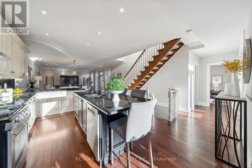 5 - 578 Spadina Avenue, Toronto, ON - Indoor Photo Showing Kitchen With Upgraded Kitchen