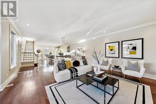 5 - 578 Spadina Avenue, Toronto, ON - Indoor Photo Showing Living Room