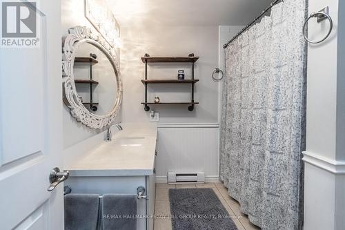 303 - 131 Clapperton Street, Barrie, ON - Indoor Photo Showing Bathroom