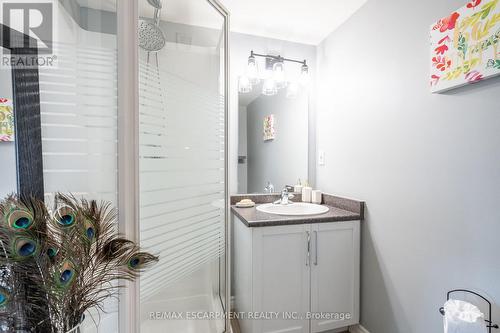 410 - 2085 Appleby Line, Burlington, ON - Indoor Photo Showing Bathroom