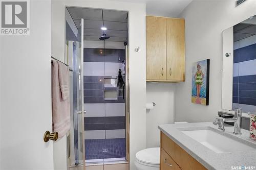 7535 Butler Bay, Regina, SK - Indoor Photo Showing Bathroom