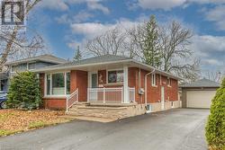 72 SANATORIUM Road  Hamilton, ON L9C 1Y5