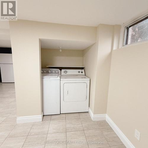 216 Rosedale Drive, Whitby (Downtown Whitby), ON - Indoor Photo Showing Laundry Room