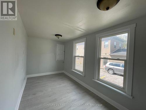 498 Egerton Street, London, ON - Indoor Photo Showing Other Room