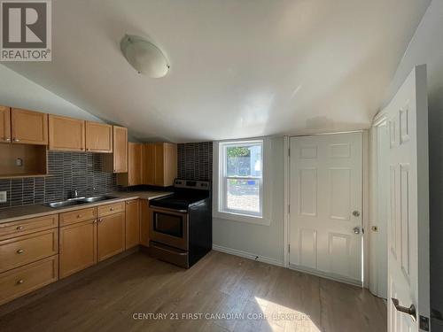 1025 York Street, London, ON - Indoor Photo Showing Kitchen With Double Sink