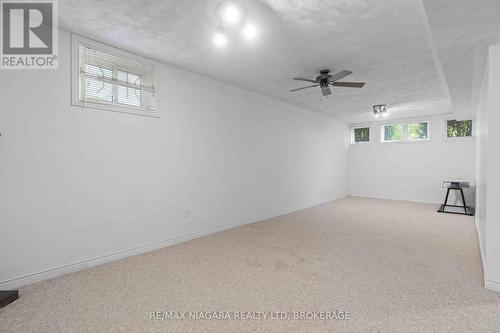 14 Meadowbrook Lane, Pelham, ON - Indoor Photo Showing Other Room