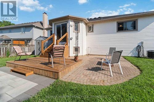 14 Meadowbrook Lane, Pelham, ON - Outdoor With Deck Patio Veranda