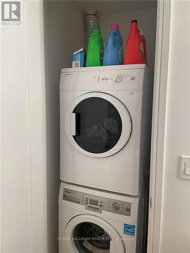 4501 - 88 Scott Street, Toronto, ON - Indoor Photo Showing Laundry Room