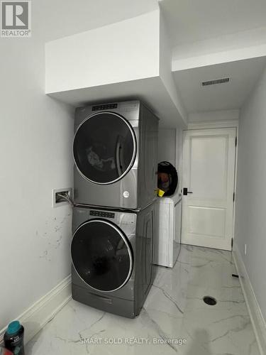 130 Pemberton Avenue, Toronto, ON - Indoor Photo Showing Laundry Room