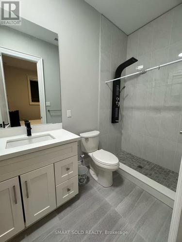 130 Pemberton Avenue, Toronto, ON - Indoor Photo Showing Bathroom