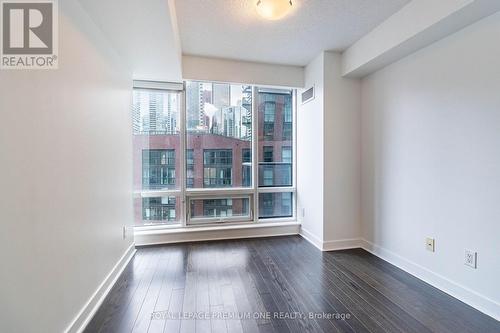 606 - 295 Adelaide Street, Toronto, ON - Indoor Photo Showing Other Room