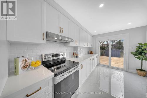 50 Scarfair Pathway, Toronto, ON - Indoor Photo Showing Kitchen