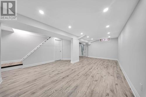 50 Scarfair Pathway, Toronto, ON - Indoor Photo Showing Other Room