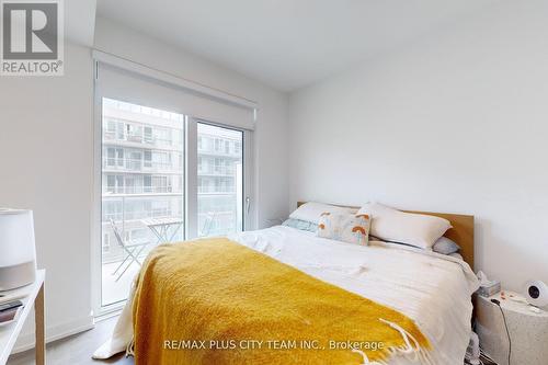 515 - 150 Logan Avenue, Toronto, ON - Indoor Photo Showing Bedroom