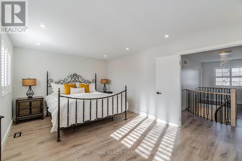 67 Rosanna Crescent, Vaughan, ON - Indoor Photo Showing Bedroom