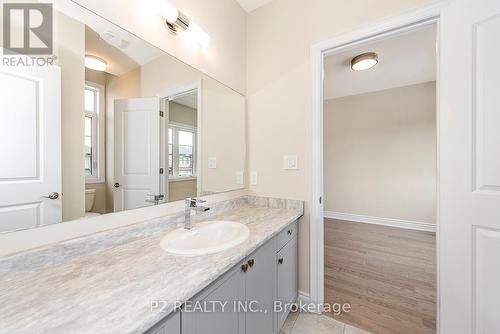 101 Bearberry Road, Springwater, ON - Indoor Photo Showing Bathroom