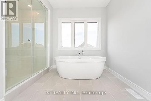 4 Wild Ginger Lane, Springwater, ON - Indoor Photo Showing Bathroom