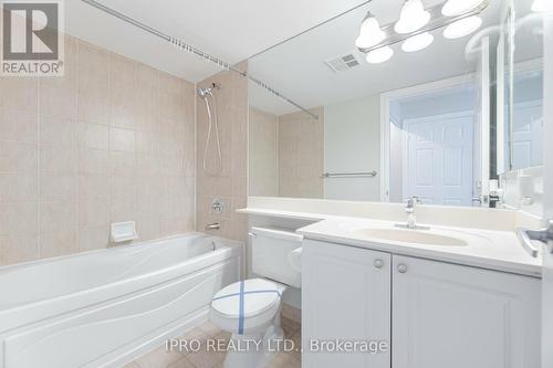 2431 - 3888 Duke Of York Boulevard, Mississauga, ON - Indoor Photo Showing Bathroom