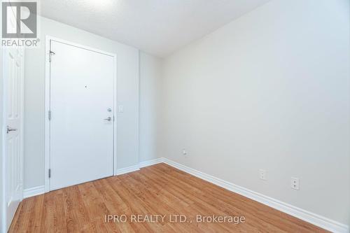 2431 - 3888 Duke Of York Boulevard, Mississauga, ON - Indoor Photo Showing Other Room