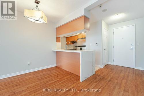 2431 - 3888 Duke Of York Boulevard, Mississauga, ON - Indoor Photo Showing Other Room