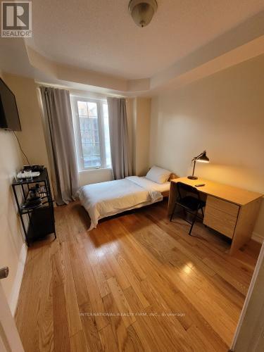 23 Hackett Avenue, Toronto, ON - Indoor Photo Showing Bedroom