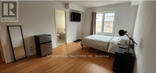 23 Hackett Avenue, Toronto, ON - Indoor Photo Showing Bedroom