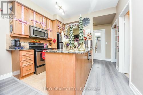 1301 - 80 Absolute Avenue, Mississauga, ON - Indoor Photo Showing Kitchen