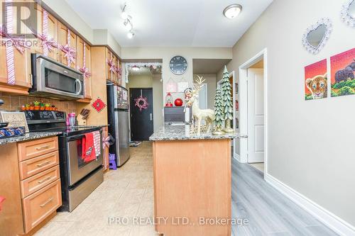 1301 - 80 Absolute Avenue, Mississauga, ON - Indoor Photo Showing Kitchen