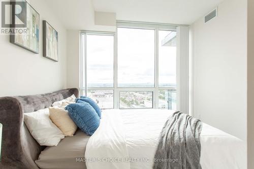 1407 - 3975 Grand Park Drive, Mississauga, ON - Indoor Photo Showing Bedroom