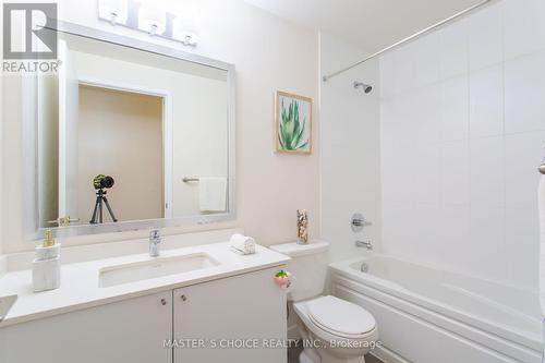 1407 - 3975 Grand Park Drive, Mississauga, ON - Indoor Photo Showing Bathroom