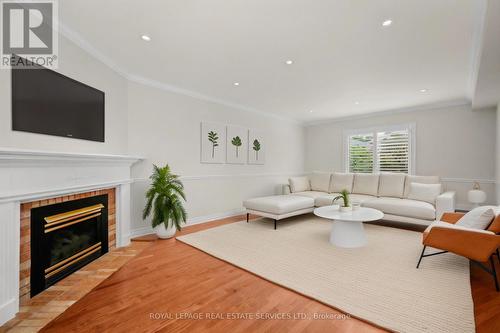 60 River Glen Boulevard, Oakville, ON - Indoor Photo Showing Living Room With Fireplace