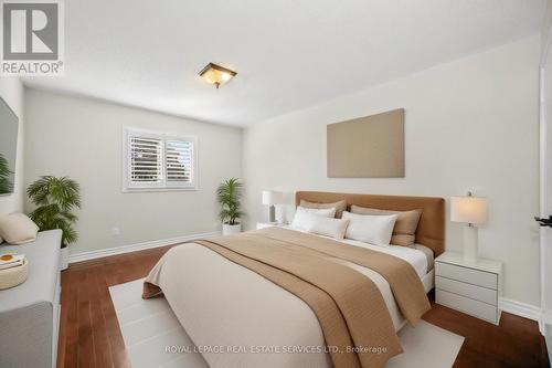 60 River Glen Boulevard, Oakville, ON - Indoor Photo Showing Bedroom