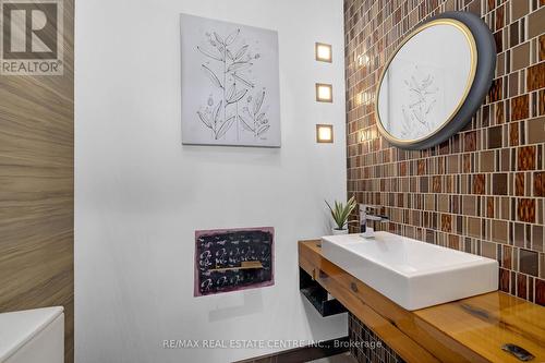 774 Charleston Side Road, Caledon, ON - Indoor Photo Showing Bathroom