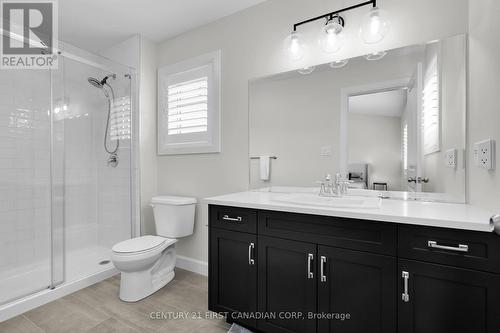 31 - 600 Guiness Way, London, ON - Indoor Photo Showing Bathroom