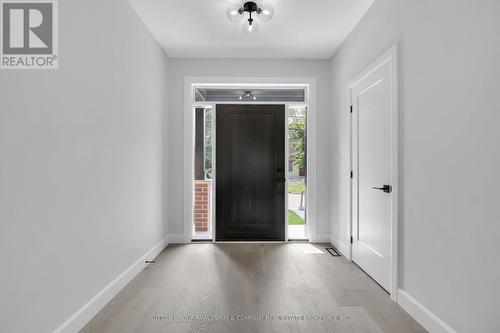 NOTE: PHOTOS ARE FROM A PREVIOUS MODEL HOME... - 29 - 414 Old Wonderland Road, London, ON 