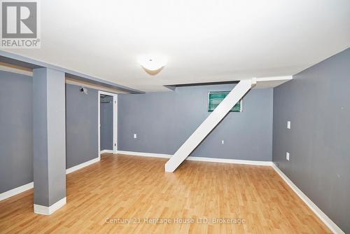 407 Welland Avenue, St. Catharines (445 - Facer), ON - Indoor Photo Showing Other Room