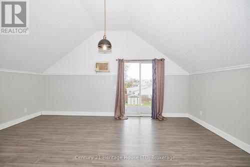 407 Welland Avenue, St. Catharines (445 - Facer), ON - Indoor Photo Showing Other Room