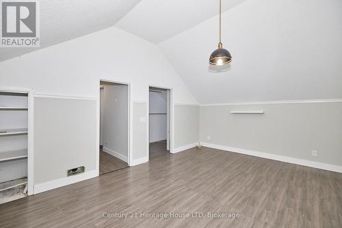 407 Welland Avenue, St. Catharines (445 - Facer), ON - Indoor Photo Showing Other Room