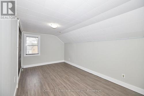 407 Welland Avenue, St. Catharines (445 - Facer), ON - Indoor Photo Showing Other Room