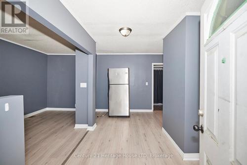 407 Welland Avenue, St. Catharines (445 - Facer), ON - Indoor Photo Showing Other Room