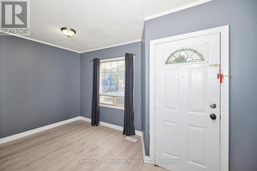 407 Welland Avenue, St. Catharines (445 - Facer), ON - Indoor Photo Showing Other Room