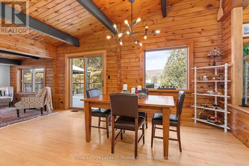 354 Bayshore Boulevard, Huntsville (Chaffey), ON - Indoor Photo Showing Dining Room