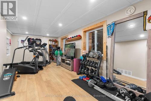 354 Bayshore Boulevard, Huntsville (Chaffey), ON - Indoor Photo Showing Gym Room