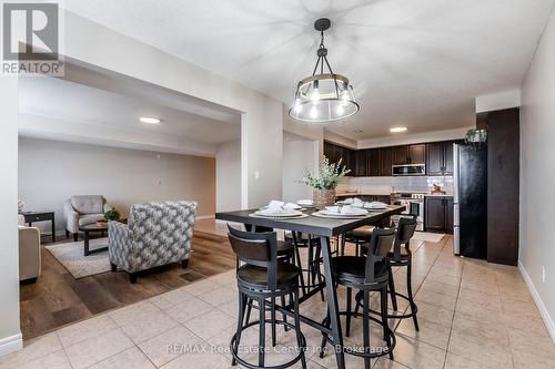 202 - 904 Paisley Road, Guelph (Parkwood Gardens), ON - Indoor Photo Showing Dining Room