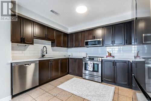 202 - 904 Paisley Road, Guelph (Parkwood Gardens), ON - Indoor Photo Showing Kitchen With Stainless Steel Kitchen With Upgraded Kitchen